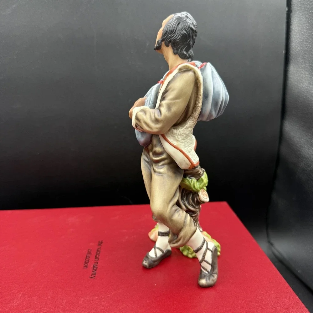 Edizioni Musei Vaticani Porcelain Shepherd Figurine Brown Medium Nativity Adults